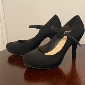 Suede Black high heels 👠